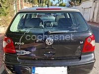 Usado VW Polo Trendline 75 CV (55 kW) 2004 Negro Utilitario