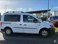 Usado VW Caddy Trendline 102 CV (75 kW) 2018 Blanco Monovolumen