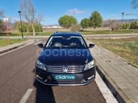 Usado VW Passat Exclusive 140 CV (102 kW) 2012 Negro Familiar