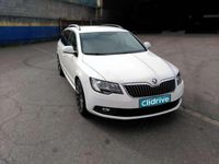 Usado Skoda Superb Active 140 CV (102 kW) 2015 Blanco Familiar
