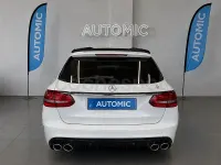Usado Mercedes C43 AMG 367 CV (269 kW) 2017 Blanco Familiar