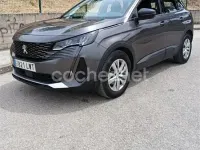 Usado Peugeot 3008 Active 130 CV (95 kW) 2022 Gris / plata SUV