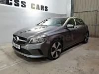 Usado Mercedes A200 156 CV (114 kW) 2017 Gris / plata Utilitario