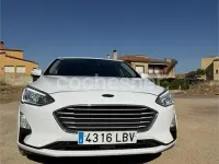 Usado Ford Focus Titanium 120 CV (88 kW) 2019 Blanco Berlina