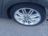 Usado BMW 118 143 CV (105 kW) 2009 Gris / plata Utilitario