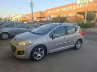 Usado Peugeot 207 Sport 110 CV (80 kW) 2010 Gris / plata Familiar