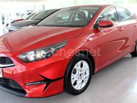 Usado Kia Ceed 120 CV (88 kW) 2022 Rojo Utilitario
