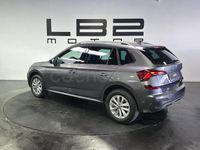 Usado Skoda Kamiq Selection 115 CV (84 kW) 2025 Gris / plata SUV