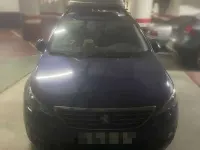 Usado Peugeot 308 SW Allure 120 CV (88 kW) 2018 Azul Familiar