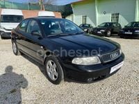 Usado Audi A4 110 CV (80 kW) 1999 Negro Berlina