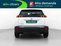 Usado Peugeot 2008 Active 110 CV (80 kW) 2021 Blanco SUV