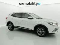 Używany MG HS Comfort 162 KM (119 kW) 2023 Biały SUV