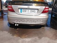 Usado Mercedes C200 Sport Edition 122 CV (89 kW) 2005 Gris / plata Berlina