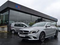 Usado Mercedes CLA200 Shooting Brake 136 CV (100 kW) 2016 Gris / plata Familiar