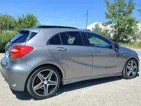 Usado Mercedes A250 211 CV (155 kW) 2014 Gris / plata Utilitario
