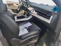Usado Audi Q8 S-Line 381 CV (280 kW) 2021 Gris SUV