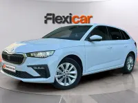 Usado Skoda Scala Selection 115 CV (84 kW) 2024 Blanco Utilitario