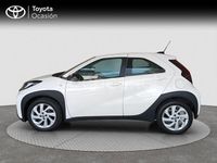 Usado Toyota Aygo X Play 72 CV (52 kW) 2022 Blanco SUV