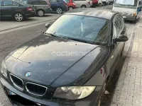 Usado BMW 118 Sport Line 143 CV (105 kW) 2009 Negro Utilitario