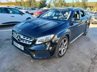 Usado Mercedes GLA200 136 HP (100 kW) 2019 Preto SUV