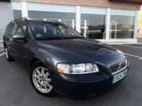 Usado Volvo V70 Kinetic 163 CV (119 kW) 2007 Azul Familiar