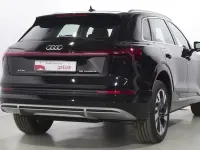 Usado Audi e-tron S-line plus 300 kW (408 CV) 2022 Negro SUV