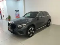 Usado Mercedes GLC220 AMG line 170 CV (125 kW) 2017 Negro SUV