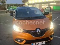 Usado Renault Scénic Edition One 110 CV (80 kW) 2017 Naranja Monovolumen