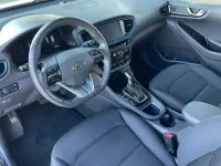 Usado Hyundai Ioniq 141 CV (103 kW) 2017 Blanco Utilitario