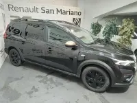 Usado Dacia Jogger Essentiel 101 CV (74 kW) 2025 Negro Monovolumen
