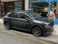 Usado Citroën C4 Shine 100 CV (73 kW) 2017 Negro Berlina