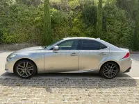 Usado Lexus IS300h Sport Line 223 CV (164 kW) 2013 Gris / plata Berlina