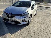 Usado Renault Clio V Zen 100 CV (73 kW) 2020 Gris / plata Berlina