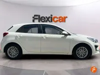 Usado Kia Rio 84 CV (61 kW) 2022 Blanco Utilitario