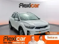 Usado Kia Stonic 100 CV (73 kW) 2022 Blanco SUV
