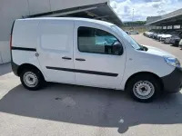 Usado Renault Kangoo 75 CV (55 kW) 2018 Blanco Monovolumen