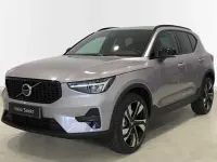 Nuevo Volvo XC40 Plus 163 CV (119 kW) 2026 Plateado SUV