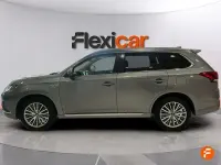 Usado Mitsubishi Outlander P-HEV Motion 224 CV (164 kW) 2020 Gris