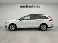 Usado Ford Mondeo Trend 150 CV (110 kW) 2021 Blanco Familiar