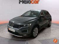 Usado VW T-Roc Advance 110 CV (80 kW) 2021 Gris SUV