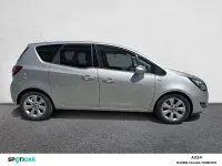 Usado Opel Meriva Excellence 140 CV (102 kW) 2017 Gris / plata Monovolumen