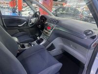 Usado Ford S-MAX Trend 140 CV (102 kW) 2007 Gris Monovolumen