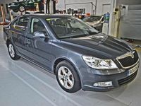 Usado Skoda Octavia Ambition 105 CV (77 kW) 2011 Gris Utilitario