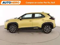 Usado Toyota Yaris Cross Active 116 CV (85 kW) 2023 Amarillo SUV