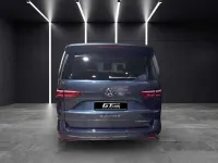 Usado VW Multivan 177 CV (130 kW) 2025 Azul Monovolumen