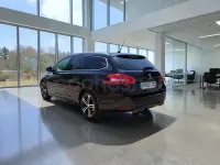 Usado Peugeot 308 SW GT-line 150 CV (110 kW) 2016 Negro Familiar