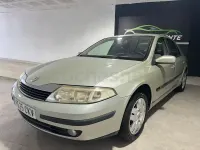 Usado Renault Laguna II Authentique 111 CV (81 kW) 2003 Beige Berlina