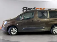 Usado Opel Combo Elegance 131 CV (96 kW) 2020 Marrón Monovolumen