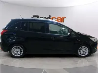 Usado Ford Grand C-Max Trend+ 100 CV (73 kW) 2017 Negro Monovolumen