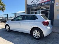 Usado VW Polo Edition 80 CV (58 kW) 2018 Gris / plata Utilitario